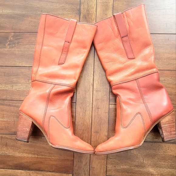 SOLD 1970s Vintage Carmel Leather Knee High Heel Boots size 5 1/2 M - Picture 3 of 4